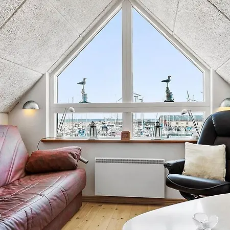 Дом отдыха Amazing In With 2 Bedrooms And Internet *